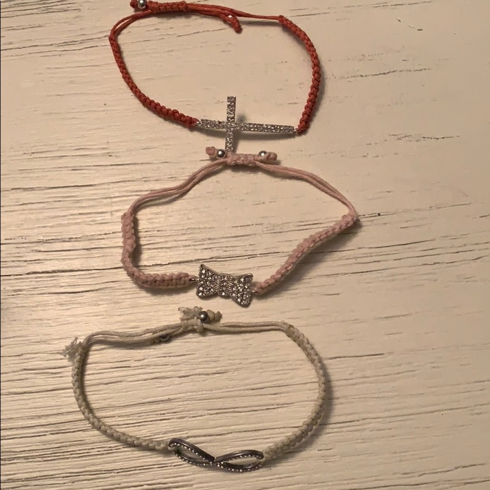 Set of bracelets
